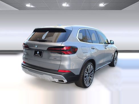 Used 2026 BMW X5 sDrive40i RWD image 9