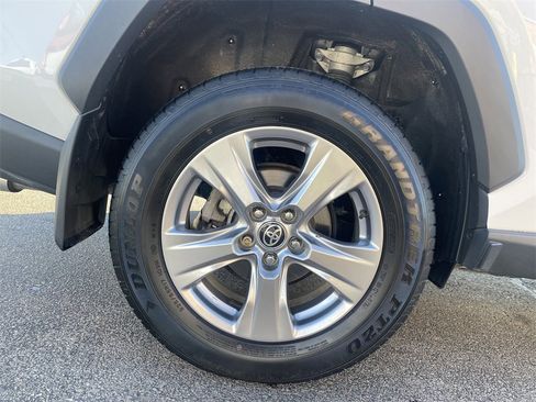 Used 2023 Toyota RAV4 XLE image 12