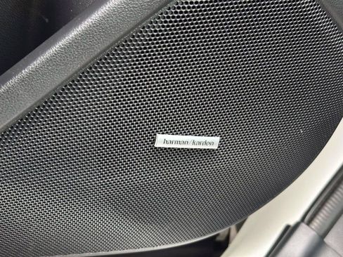 Used 2022 Subaru Forester Wilderness image 13