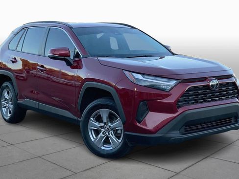 Used 2023 Toyota RAV4 XLE w/ Convenience Package image 3