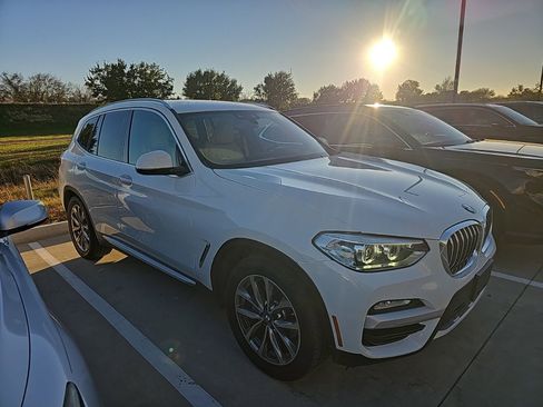 Used 2019 BMW X3 sDrive30i w/ Convenience Package image 3