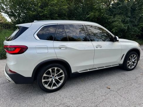 Used 2019 BMW X5 xDrive50i w/ Luxury Seating Package AWD/4WD image 5