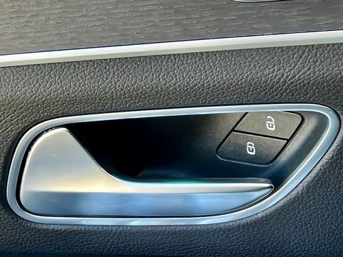 Certified 2022 Mercedes-Benz GLS 450 4MATIC image 43