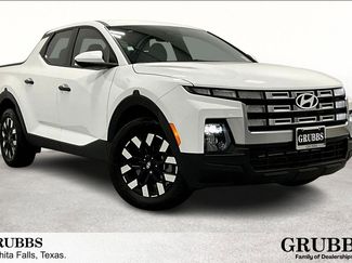 Used 2025 Hyundai Santa Cruz SE video 1