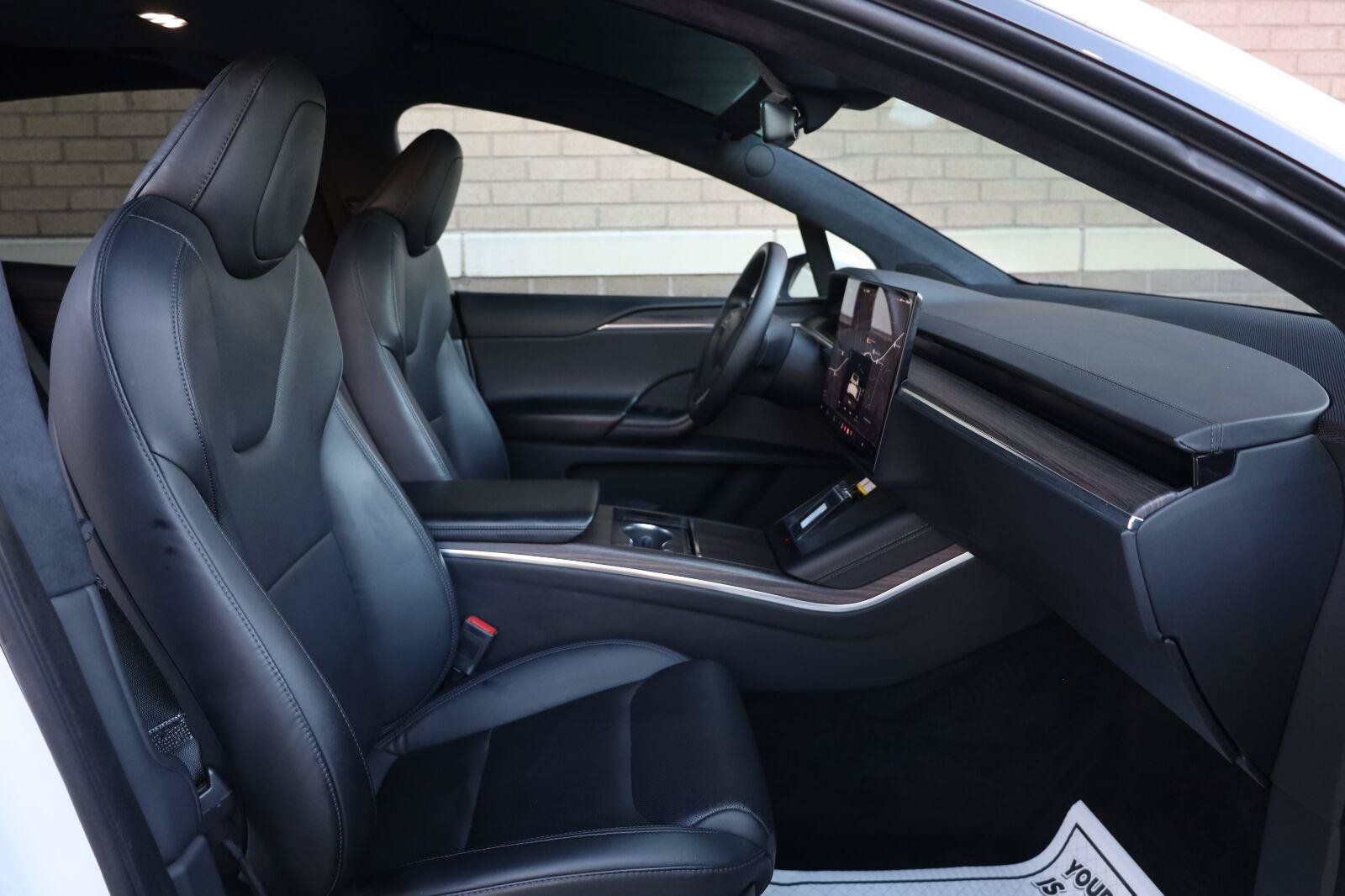 Used 2023 Tesla Model X AWD/4WD image 29