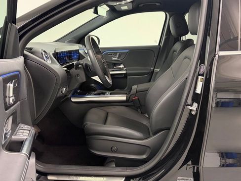 Certified 2025 Mercedes-Benz GLA 250 4MATIC image 14