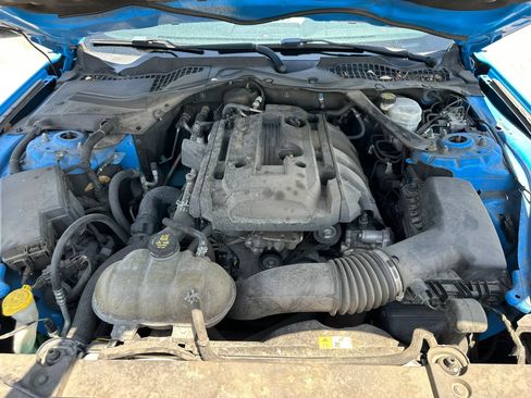 Used 2017 Ford Mustang Premium RWD image 22