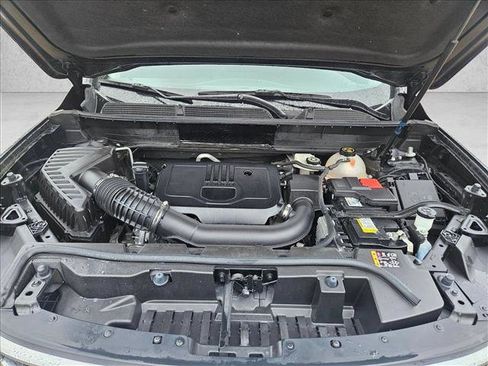 Certified 2023 GMC Acadia SLE w/ LPO, Floor Liner Package image 24