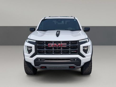 Used 2024 GMC Canyon AT4 w/ AT4 Premium Package AWD/4WD image 5