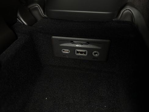 Used 2023 Chevrolet Corvette Stingray Preferred Conv w/ Z51 Performance Package image 43