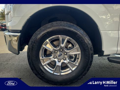 Used 2017 Ford F150 XLT w/ Equipment Group 302A Luxury image 26