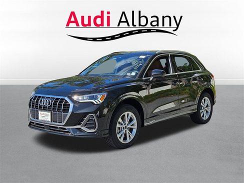 New 2025 Audi Q3 2.0T Premium image 6