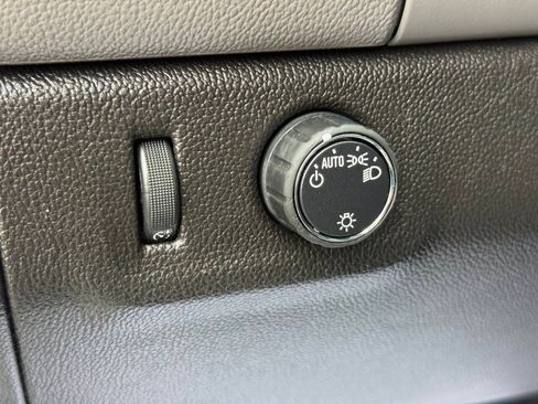 Used 2017 Chevrolet Colorado W/T RWD image 15