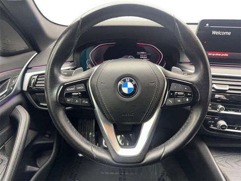 Used 2022 BMW 530i w/ Premium Package image 56