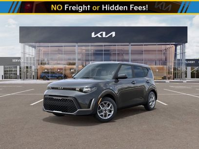 New 2025 Kia Soul LX
