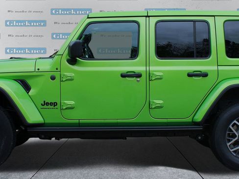 New 2026 Jeep Wrangler Unlimited Sahara w/ Technology Group image 9