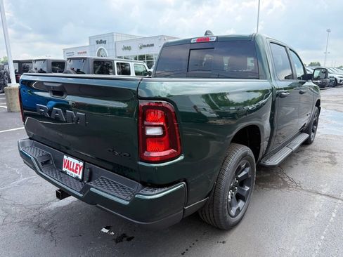 New 2026 RAM 1500 Express AWD/4WD image 3