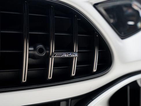 Used 2022 Mercedes-Benz SL 63 AMG 4MATIC image 16