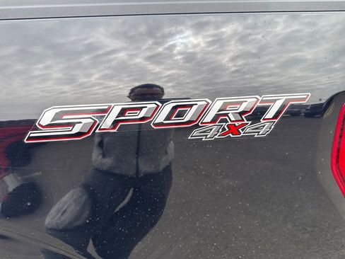 Used 2022 Ford F150 Lariat w/ Equipment Group 502A High image 45