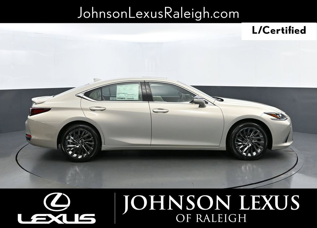 Used 2025 Lexus ES 300h w/ Technology Package FWD image 6