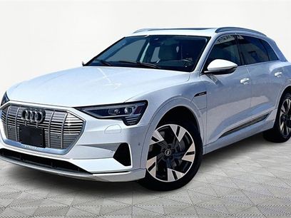 Used 2022 Audi e-tron Premium Plus w/ Premium Plus Package