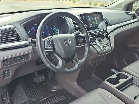 Used 2024 Honda Odyssey Touring image 21