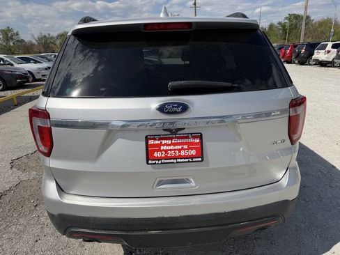 Used 2017 Ford Explorer 4WD image 4