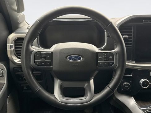 Used 2023 Ford F150 Lariat image 12