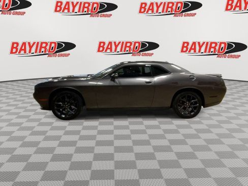 Used 2021 Dodge Challenger SXT w/ Driver Convenience Group image 6