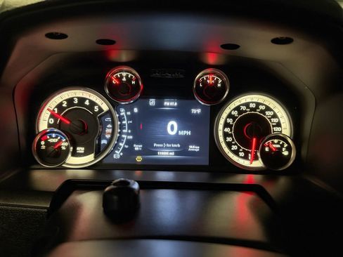 Used 2014 RAM 3500 Laramie w/ Cold Weather Group AWD/4WD image 20