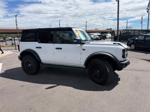Used 2022 Ford Bronco Wildtrak AWD/4WD image 18