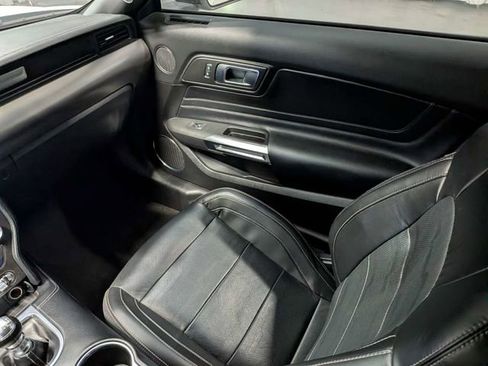 Used 2021 Ford Mustang GT Premium w/ Equipment Group 401A RWD image 8