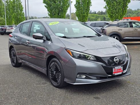 Certified 2025 Nissan Leaf SV Plus FWD image 3