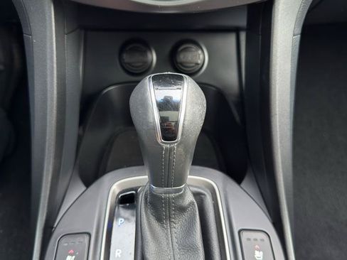Used 2019 Hyundai Santa Fe XL FWD image 16
