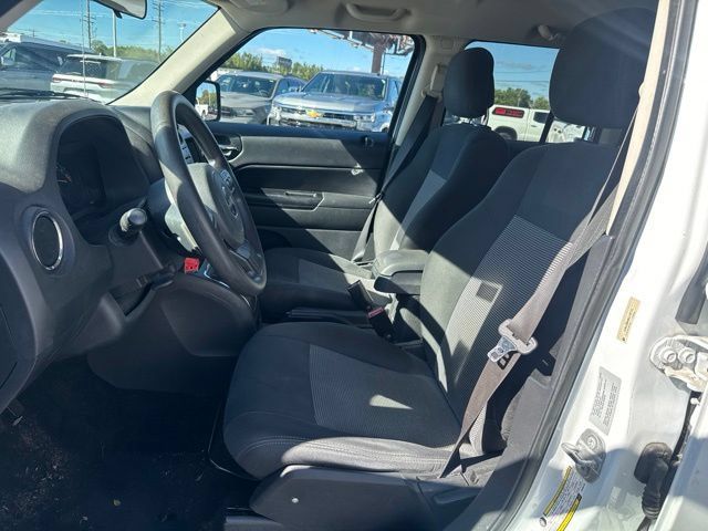 Used 2015 Jeep Patriot Sport w/ Power Value Group FWD image 12
