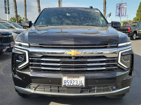 Used 2026 Chevrolet Suburban LT w/ Comfort Package image 26