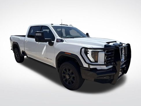 Used 2024 GMC Sierra 2500 AT4 w/ AT4 Premium Plus Package AWD/4WD image 4