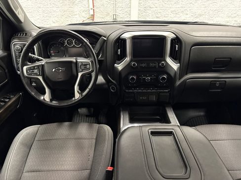 Used 2020 Chevrolet Silverado 1500 LT Trail Boss AWD/4WD image 14