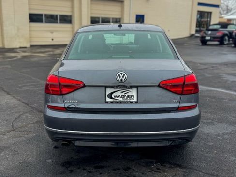 Used 2016 Volkswagen Passat 1.8T R-Line image 7
