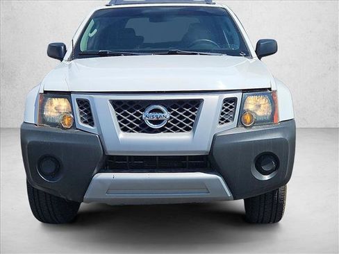 Used 2011 Nissan Xterra S RWD image 2