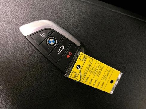 Used 2025 BMW 330i xDrive Sedan AWD/4WD image 11