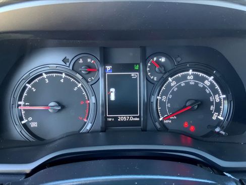 Used 2023 Toyota 4Runner SR5 Premium w/ Moonroof Package RWD image 47