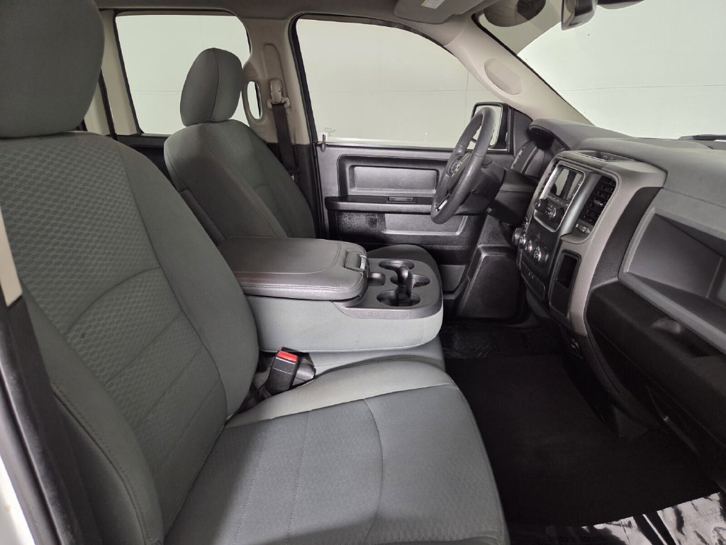 Used 2019 RAM 1500 Tradesman w/ Chrome Plus Package RWD image 31