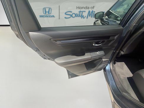 Used 2025 Honda CR-V Sport-L image 25