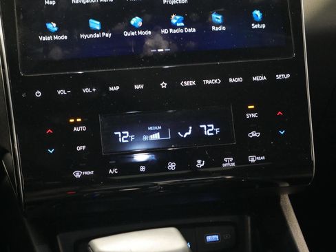 Certified 2023 Hyundai Santa Cruz SEL Premium image 24