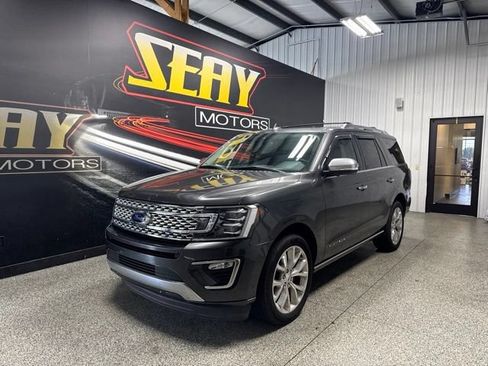 Used 2018 Ford Expedition Platinum RWD image 1