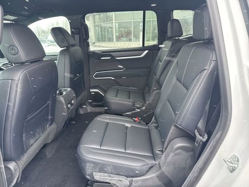 New 2026 GMC Acadia Elevation w/ Elevation Premium Package image 9