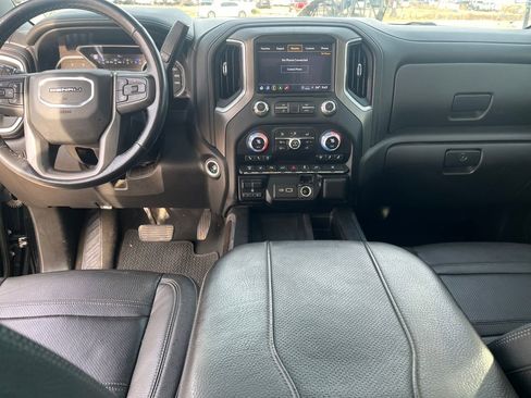 Used 2023 GMC Sierra 3500 Denali w/ Denali Ultimate Package image 22