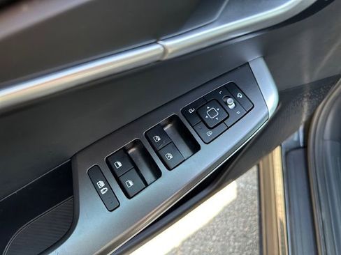 Used 2024 Kia EV6 Light image 19