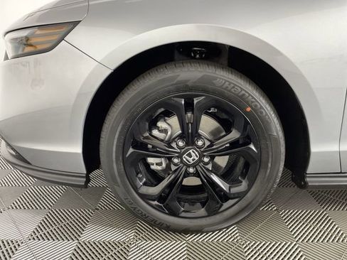 New 2025 Honda Accord SE image 17